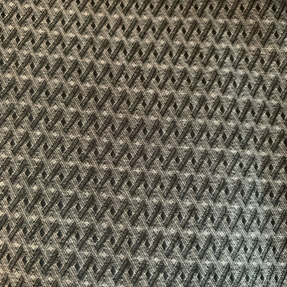 J. Ferrar Black Geometric Print Button Down Shirt Modern Fit - Picture 4 of 11